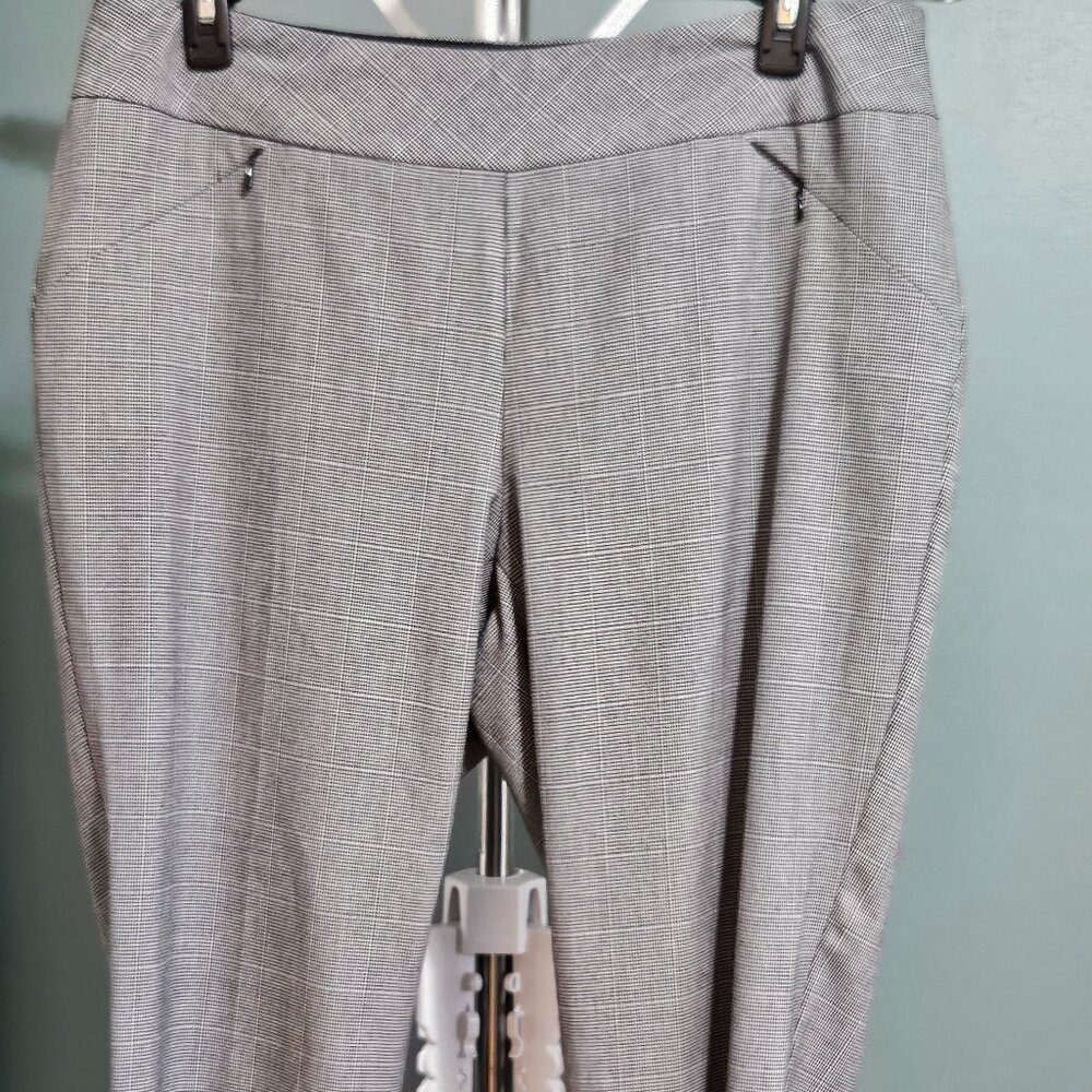 Investments Black/White Plaid Pull On Trouser